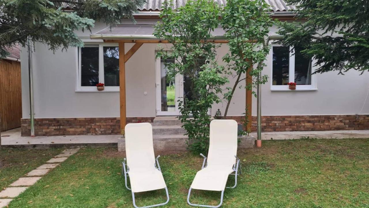 Apartamento Életvirág Vendéglak Egerszalók Exterior foto